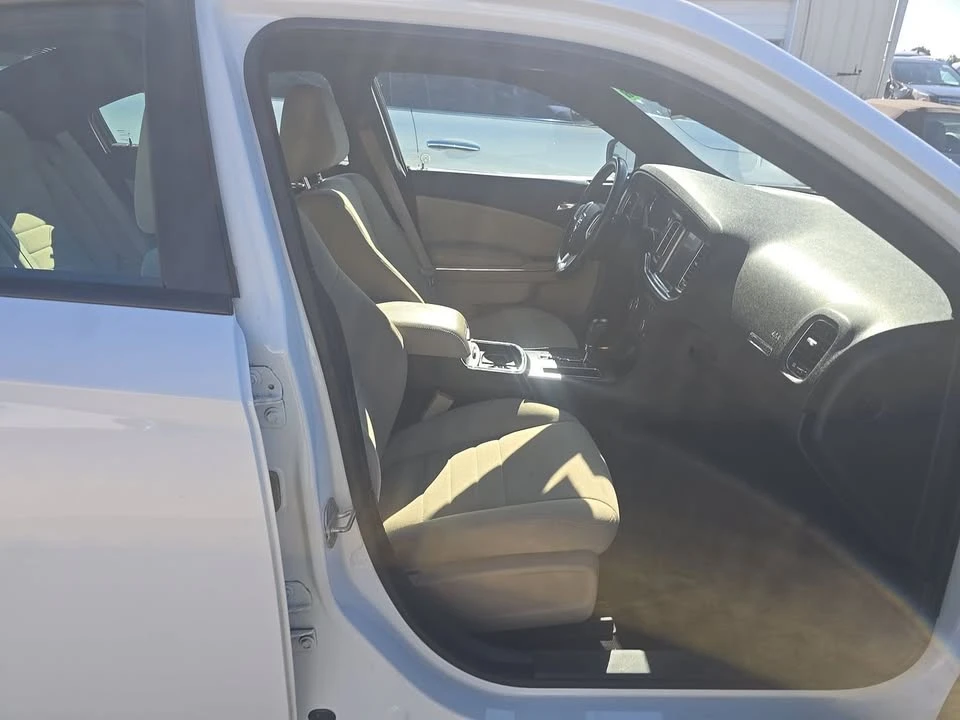 2013 Dodge Charger 7th Gen - Image 7 of 16