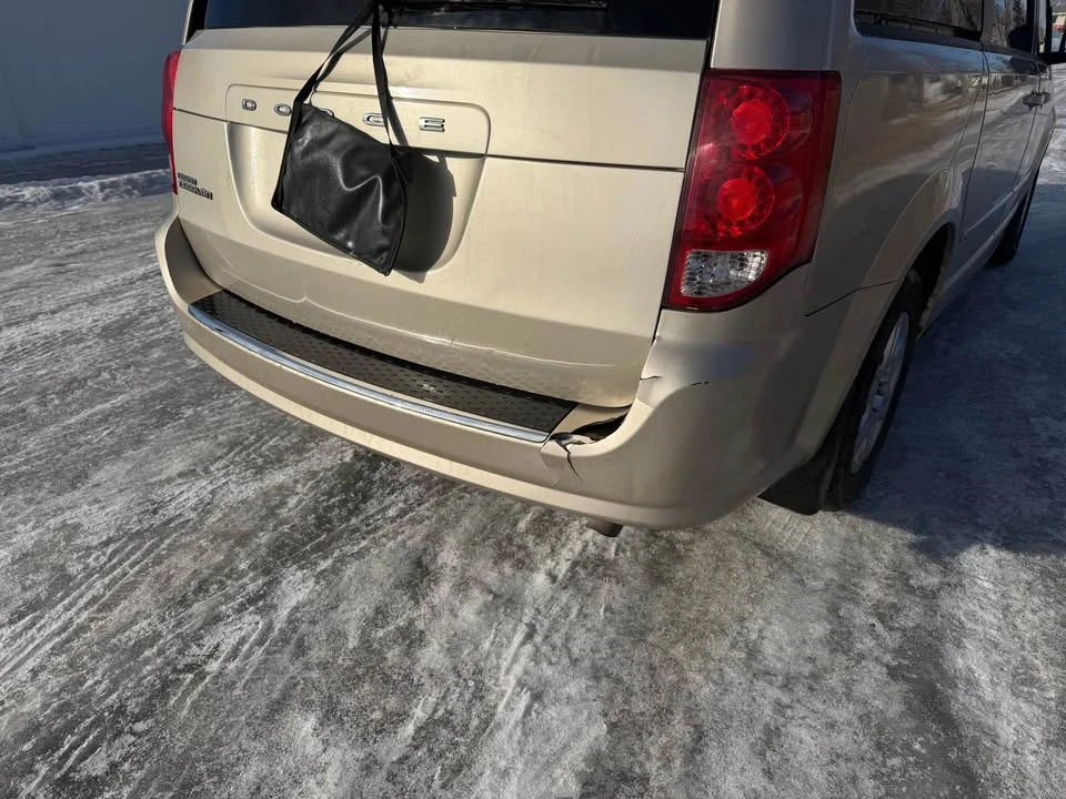 2013 Dodge Caravan - Image 7 of 8