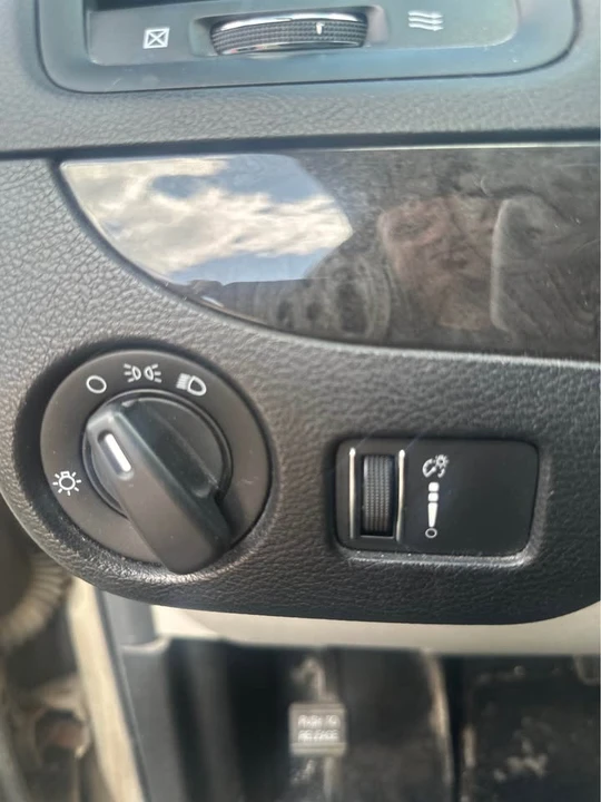 2013 Dodge Caravan - Image 12 of 15