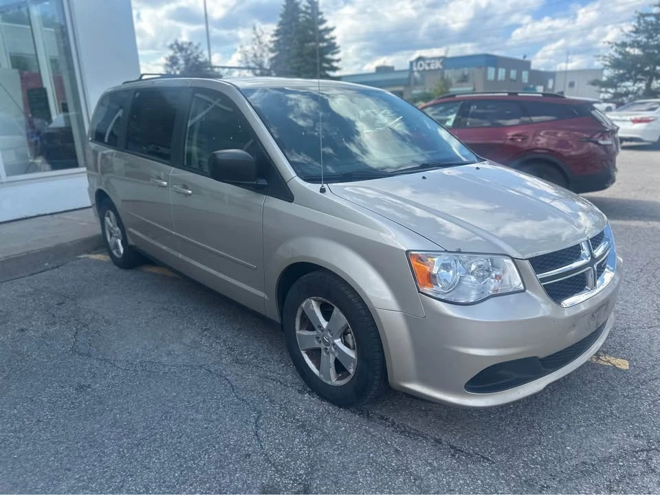 2013 Dodge Caravan - Image 4 of 15