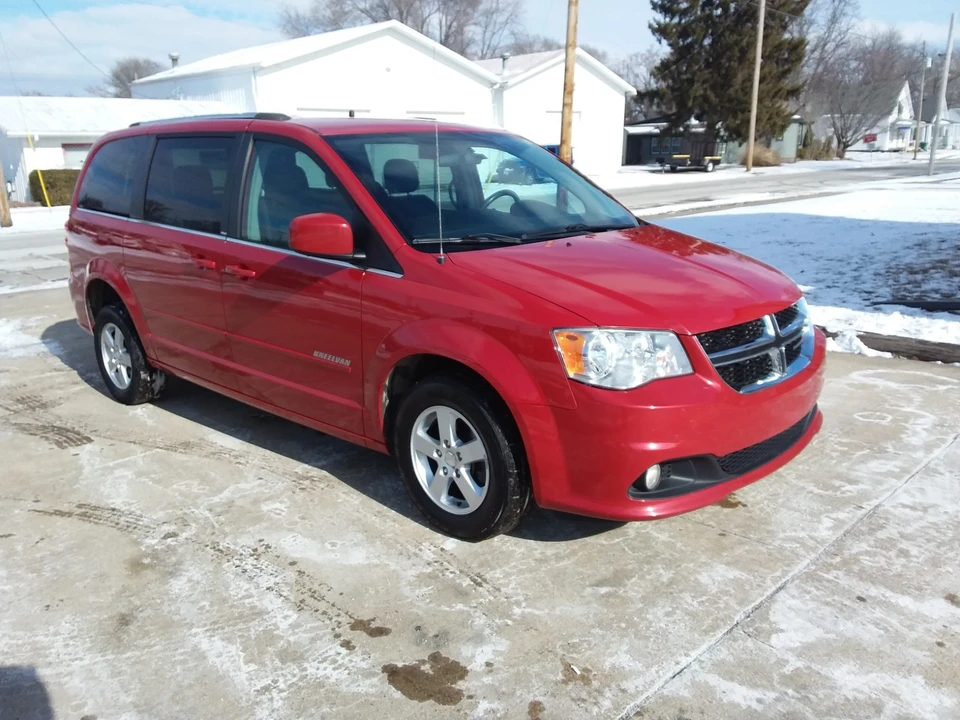 2013 Dodge Caravan - Image 8 of 21