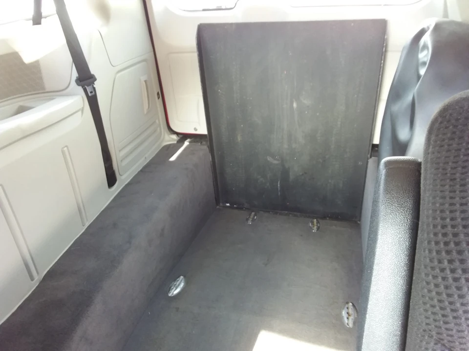 2013 Dodge Caravan - Image 5 of 21