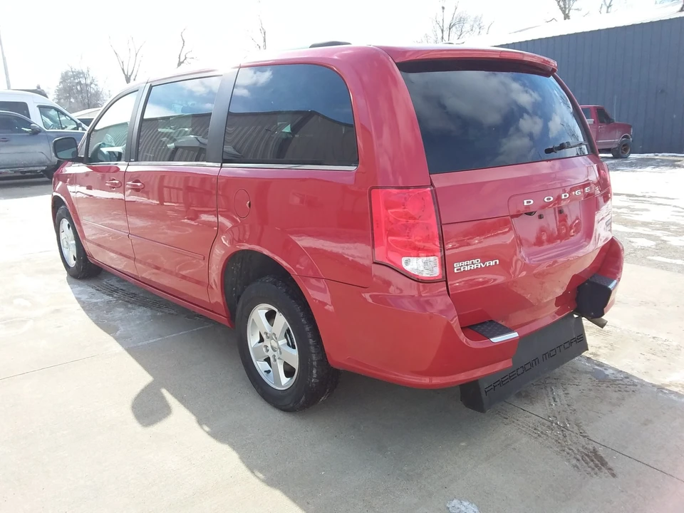 2013 Dodge Caravan - Image 15 of 21