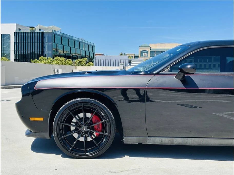 2013 Dodge Challenger 3rd Gen - Image 9 of 20