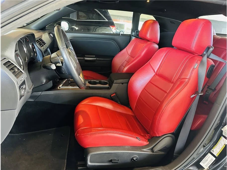 2013 Dodge Challenger 3rd Gen - Image 17 of 20