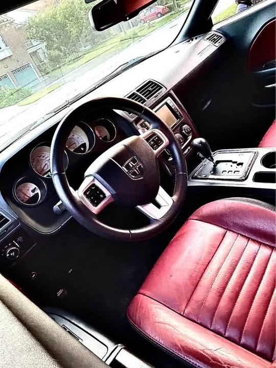 2013 Dodge Challenger 3rd Gen - Image 4 of 10