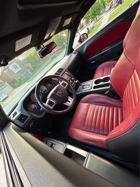 2013 Dodge Challenger 3rd Gen - Image 5 of 10