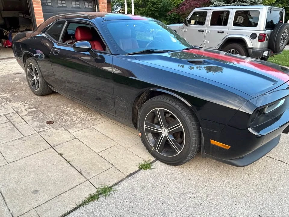 2013 Dodge Challenger 3rd Gen - Image 3 of 10
