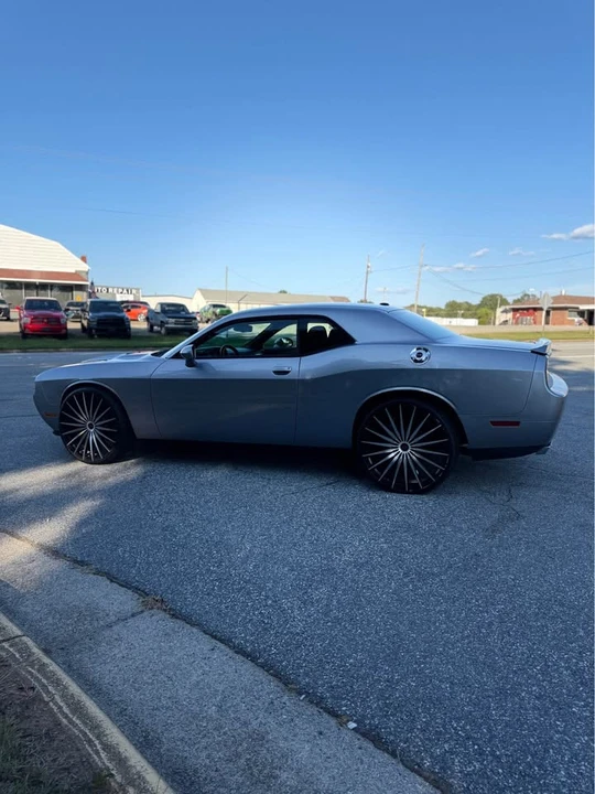 2013 Dodge Challenger 3rd Gen - Image 11 of 19
