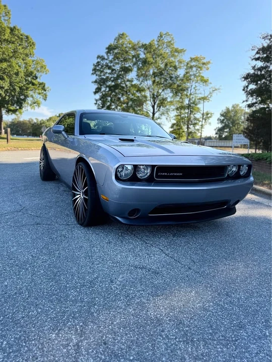 2013 Dodge Challenger 3rd Gen - Image 4 of 19