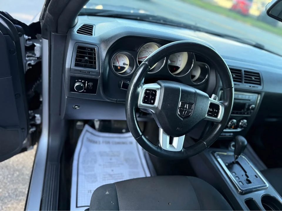 2013 Dodge Challenger 3rd Gen - Image 14 of 19