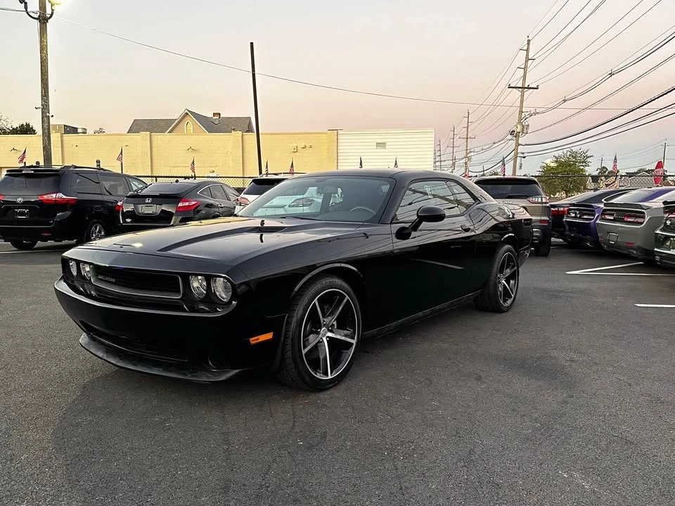 2013 Dodge Challenger 3rd Gen - Image 2 of 20