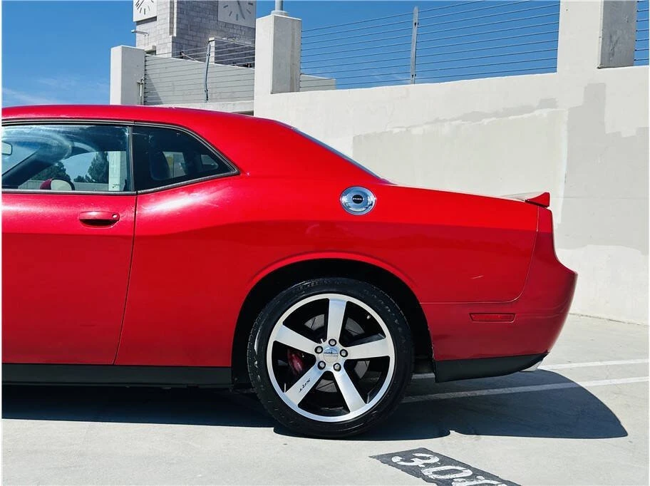 2013 Dodge Challenger 3rd Gen - Image 11 of 20