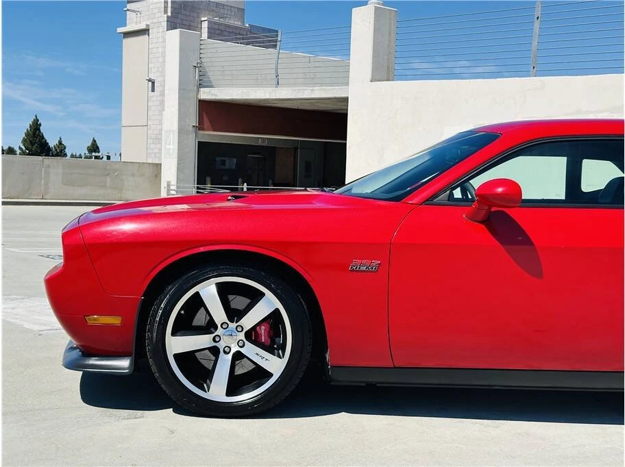 2013 Dodge Challenger 3rd Gen - Image 10 of 20