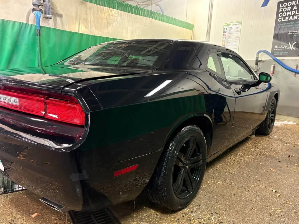 2013 Dodge Challenger 3rd Gen - Image 15 of 20