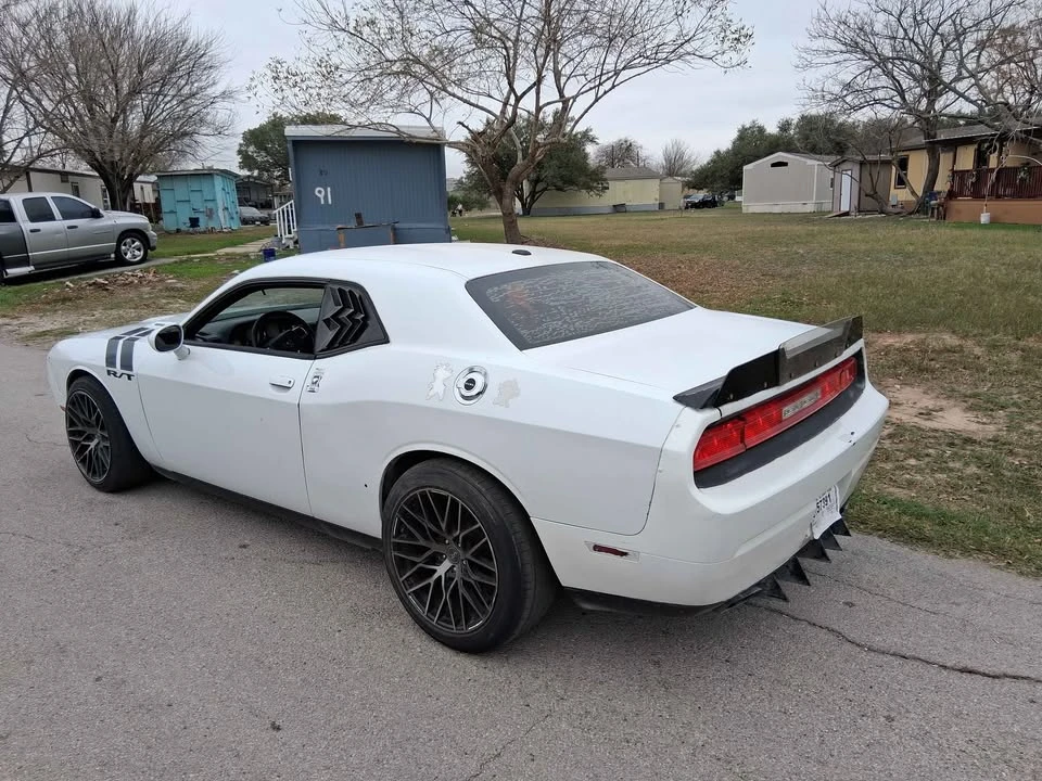 2013 Dodge Challenger 3rd Gen - Image 14 of 17