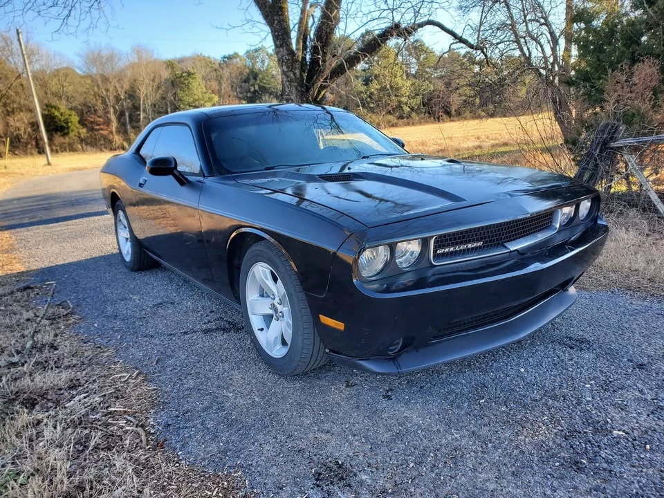 2013 Dodge Challenger 3rd Gen - Image 4 of 7