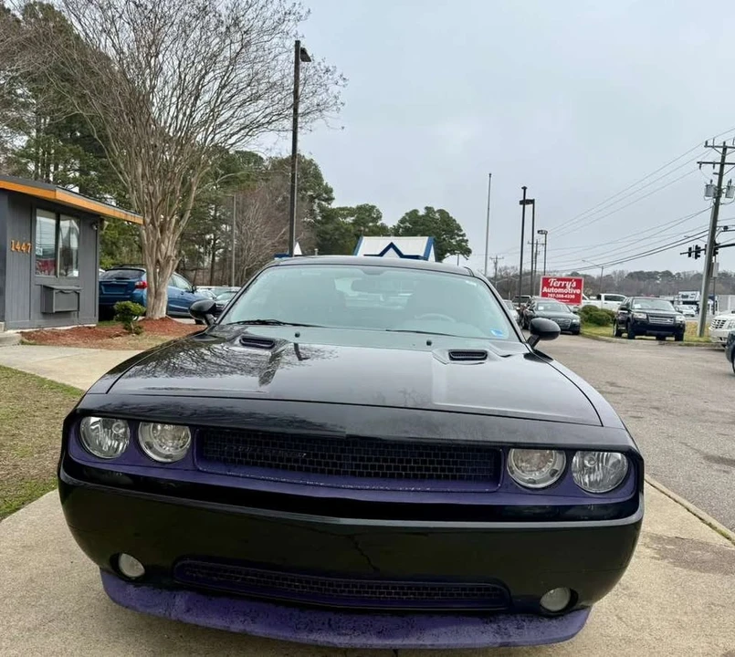 2013 Dodge Challenger 3rd Gen - Image 9 of 18