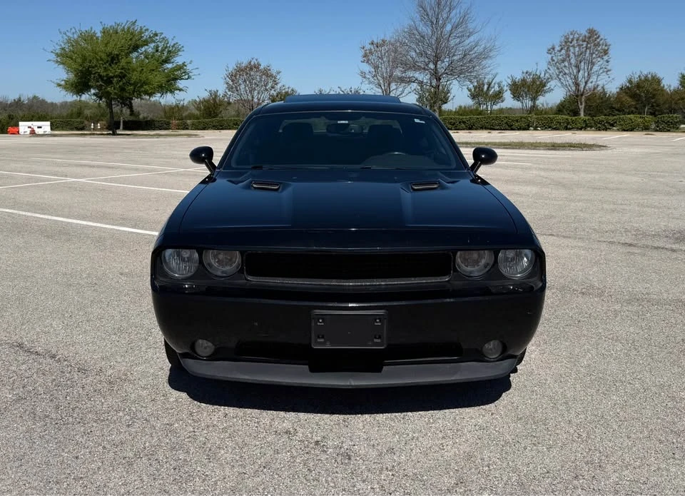 2013 Dodge Challenger 3rd Gen - Image 2 of 11