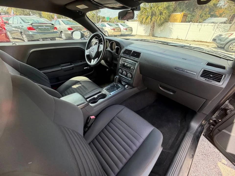 2013 Dodge Challenger - Image 18 of 20