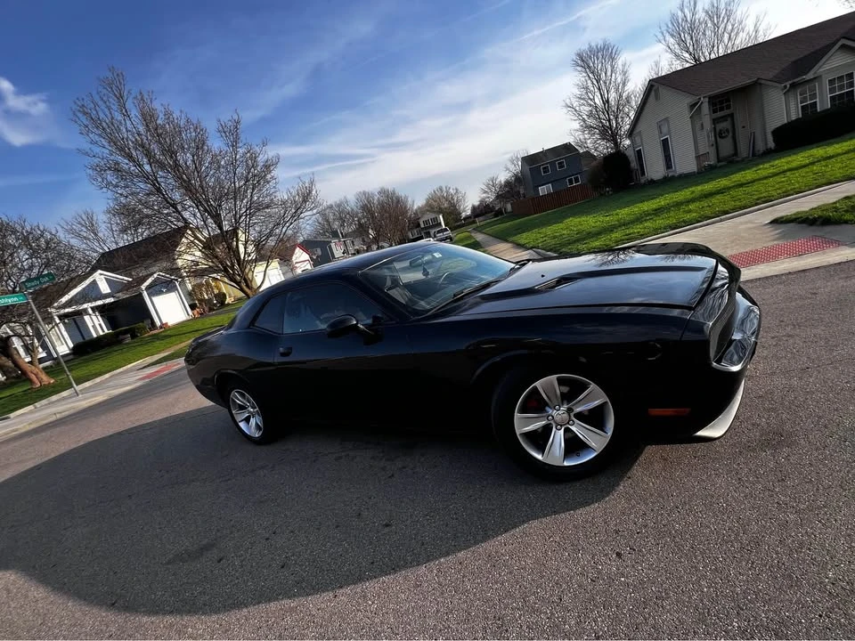2013 Dodge Challenger 3rd Gen - Image 15 of 18