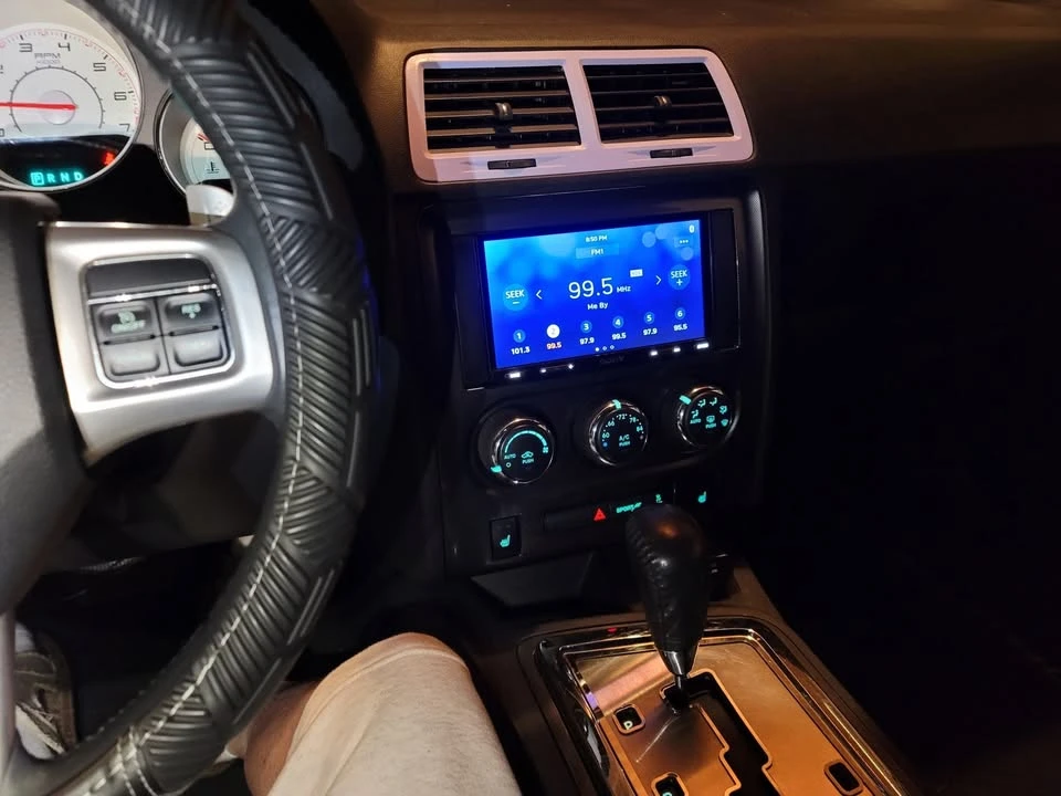 2013 Dodge Challenger 3rd Gen - Image 4 of 9