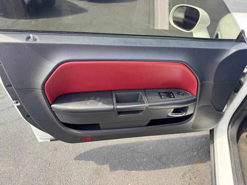 2013 Dodge Challenger - Image 12 of 17