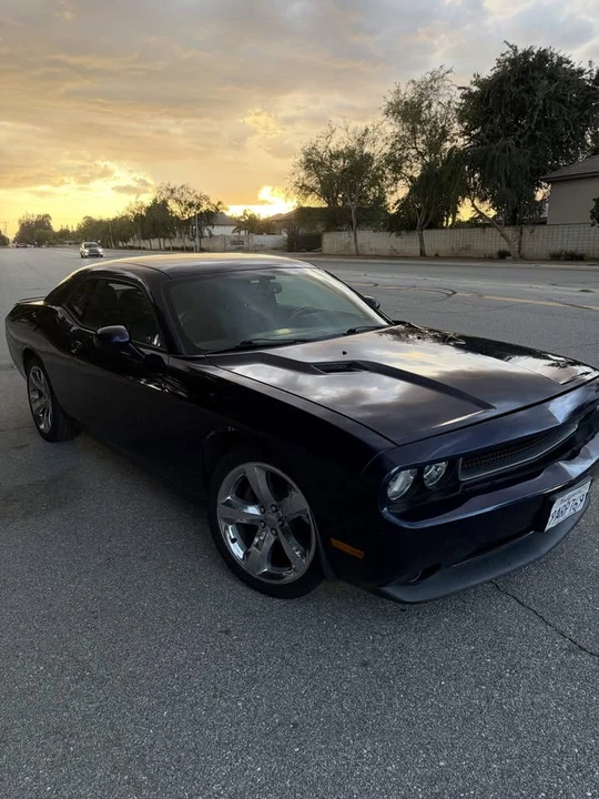 2013 Dodge Challenger 3rd Gen - Image 3 of 11