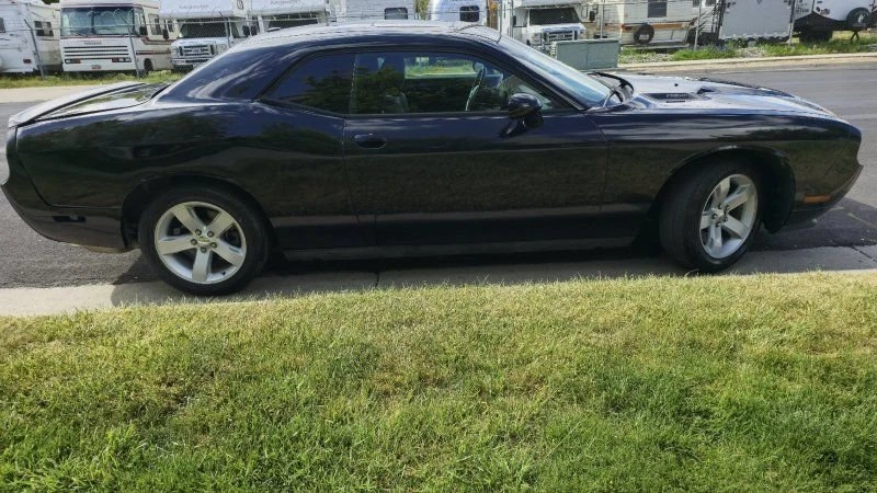 2013 Dodge Challenger 3rd Gen - Image 2 of 17