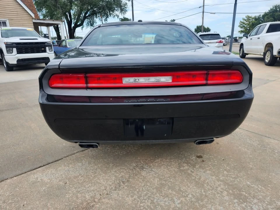 2013 Dodge Challenger 3rd Gen - Image 9 of 18