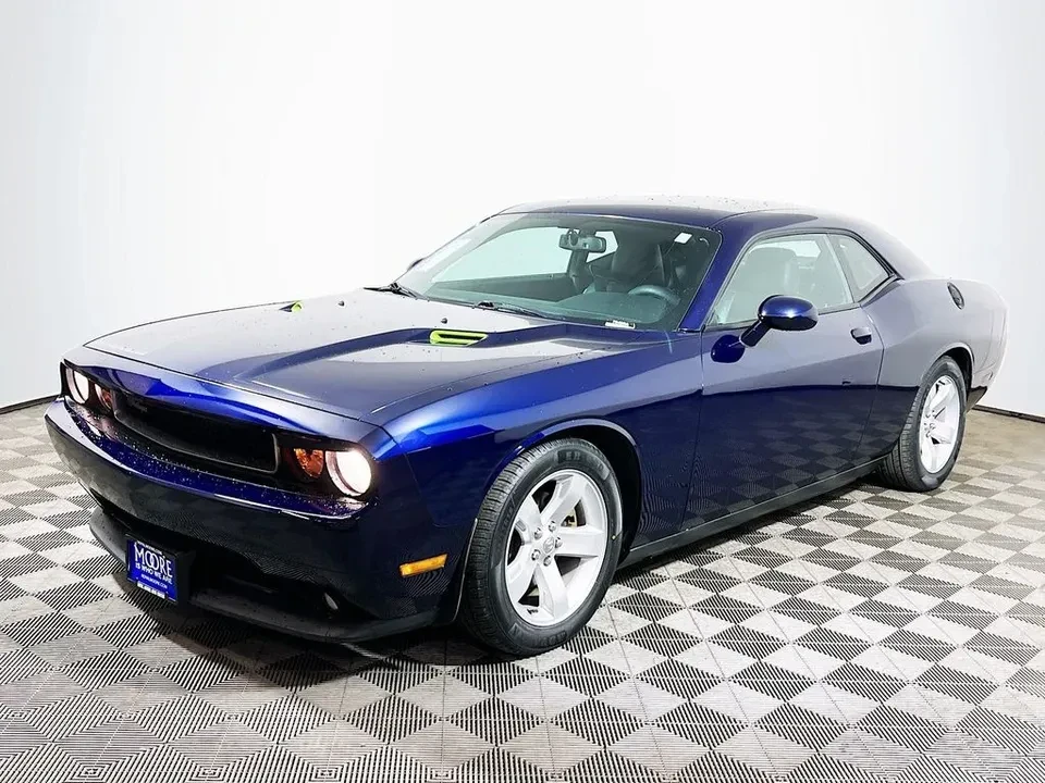 2013 Dodge Challenger 3rd Gen - Image 2 of 20