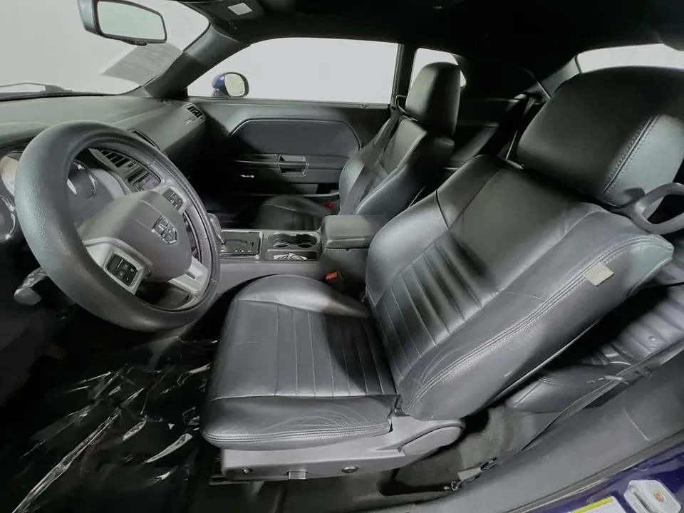 2013 Dodge Challenger 3rd Gen - Image 17 of 20