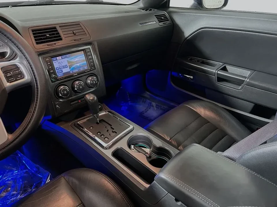 2013 Dodge Challenger 3rd Gen - Image 19 of 20