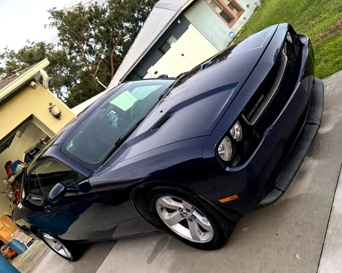 2013 Dodge Challenger 3rd Gen - Image 3 of 11