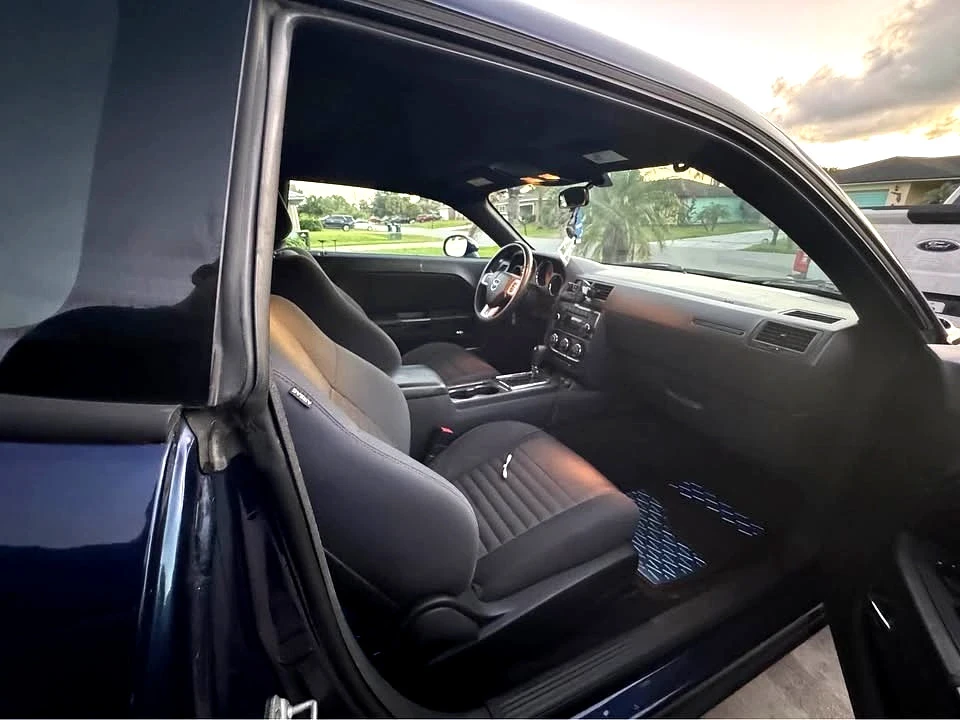 2013 Dodge Challenger 3rd Gen - Image 6 of 11