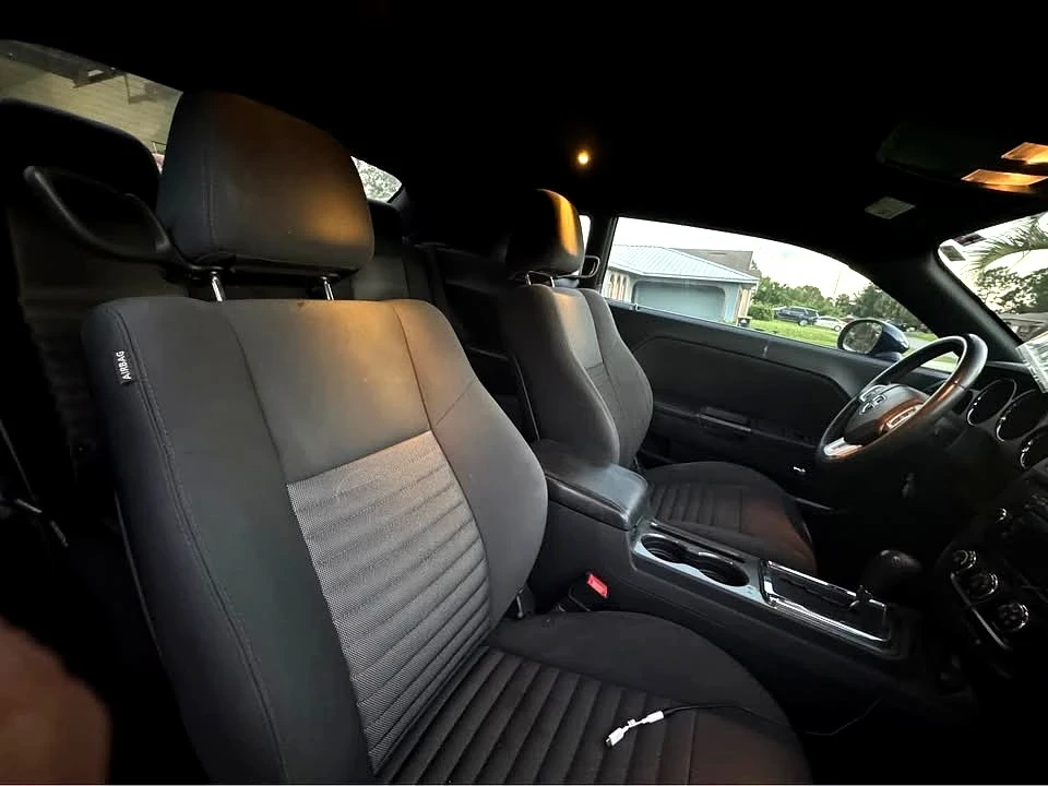 2013 Dodge Challenger 3rd Gen - Image 8 of 11