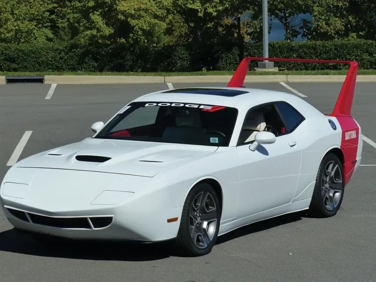 2013 Dodge Challenger 3rd Gen - Image 2 of 2