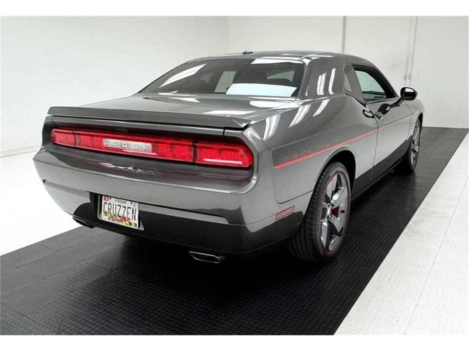 2013 Dodge Challenger 3rd Gen - Image 5 of 31