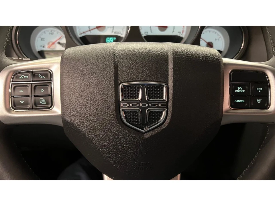 2013 Dodge Challenger 3rd Gen - Image 23 of 31