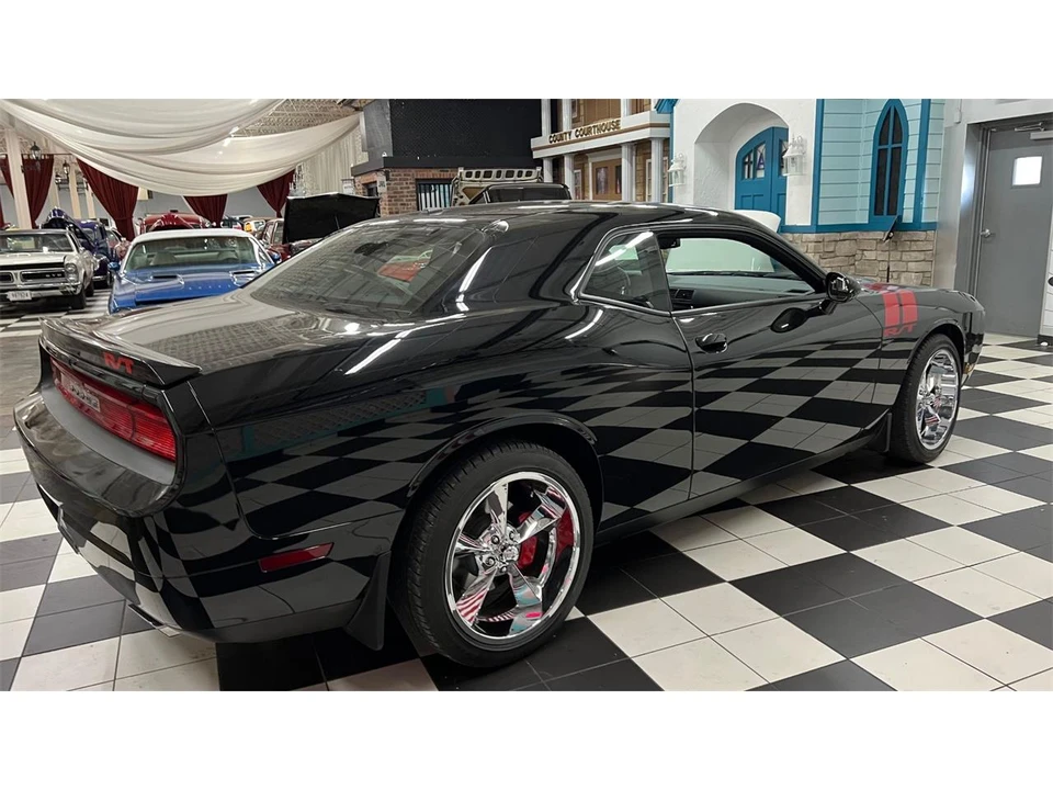 2013 Dodge Challenger 3rd Gen - Image 10 of 31