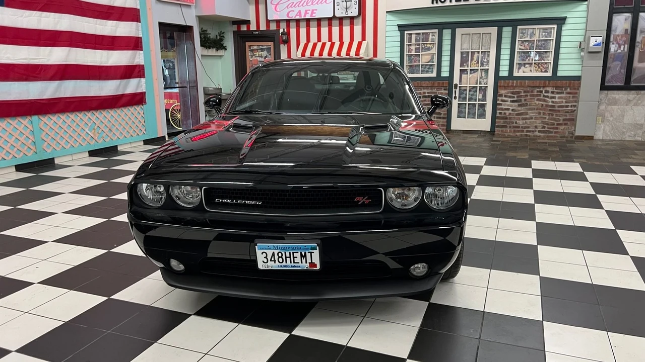 2013 Dodge Challenger 3rd Gen - Image 30 of 31