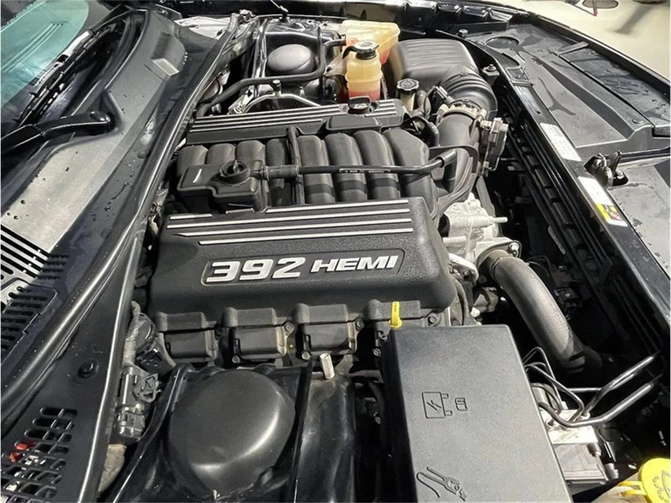 2013 Dodge Challenger 3rd Gen - Image 22 of 31
