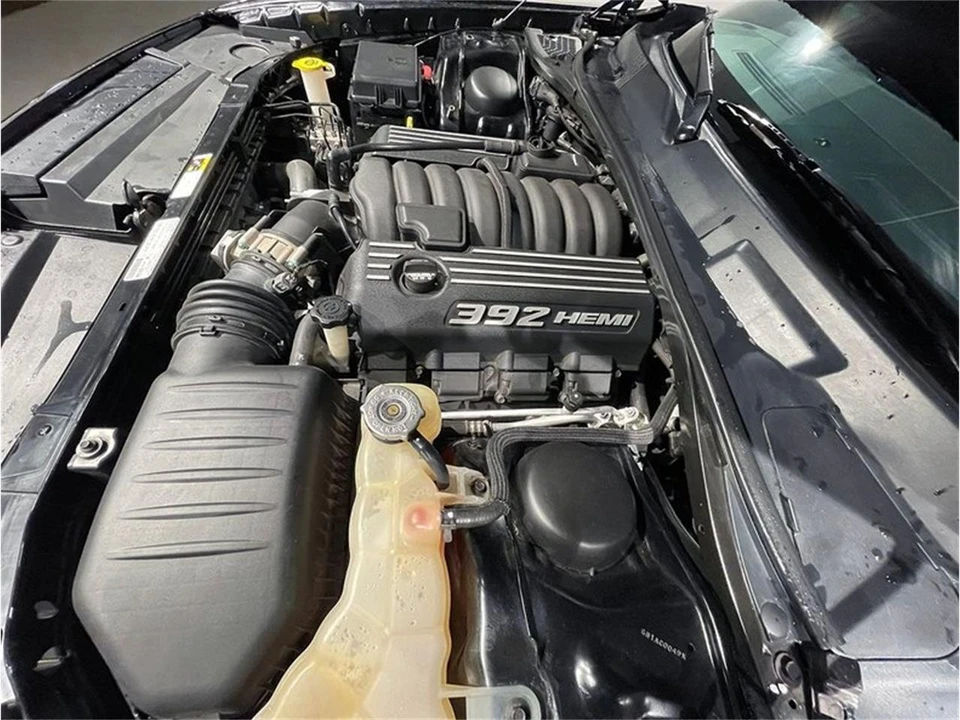 2013 Dodge Challenger 3rd Gen - Image 23 of 31