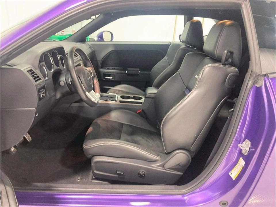 2013 Dodge Challenger 3rd Gen - Image 25 of 31
