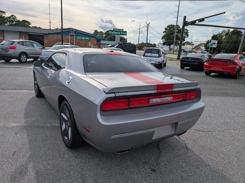 2013 Dodge Challenger 3rd Gen - Image 2 of 5