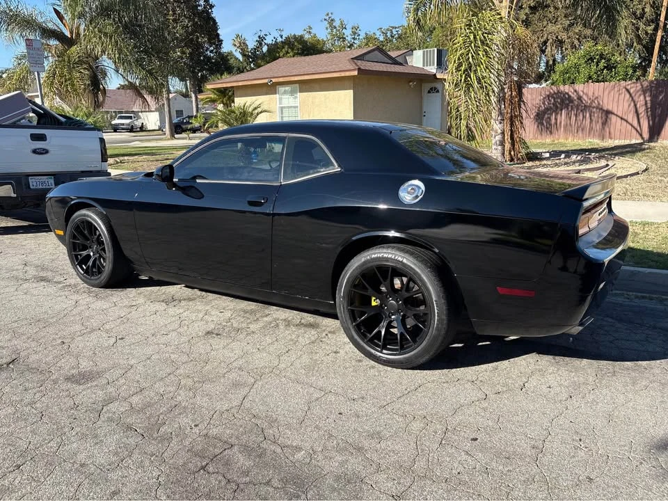 2013 Dodge Challenger 3rd Gen - Image 4 of 9
