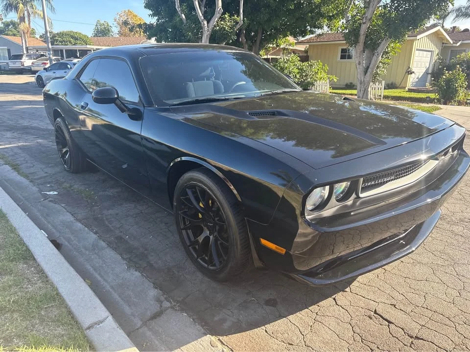 2013 Dodge Challenger 3rd Gen - Image 3 of 9