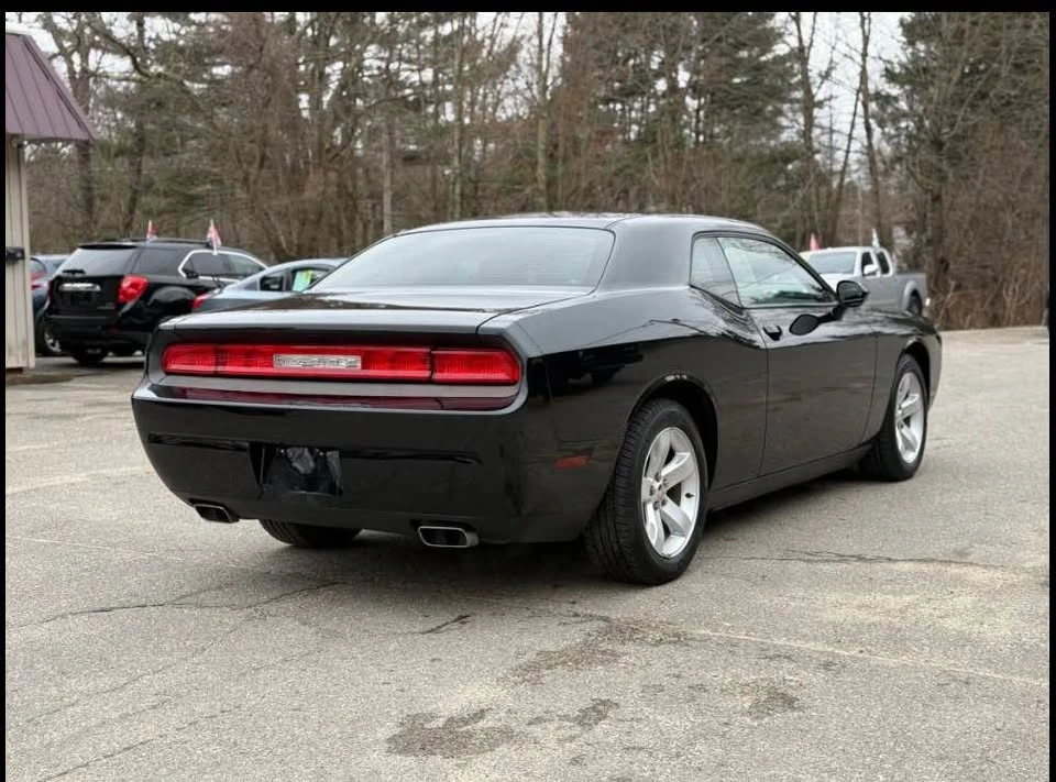 2013 Dodge Challenger 3rd Gen - Image 5 of 11
