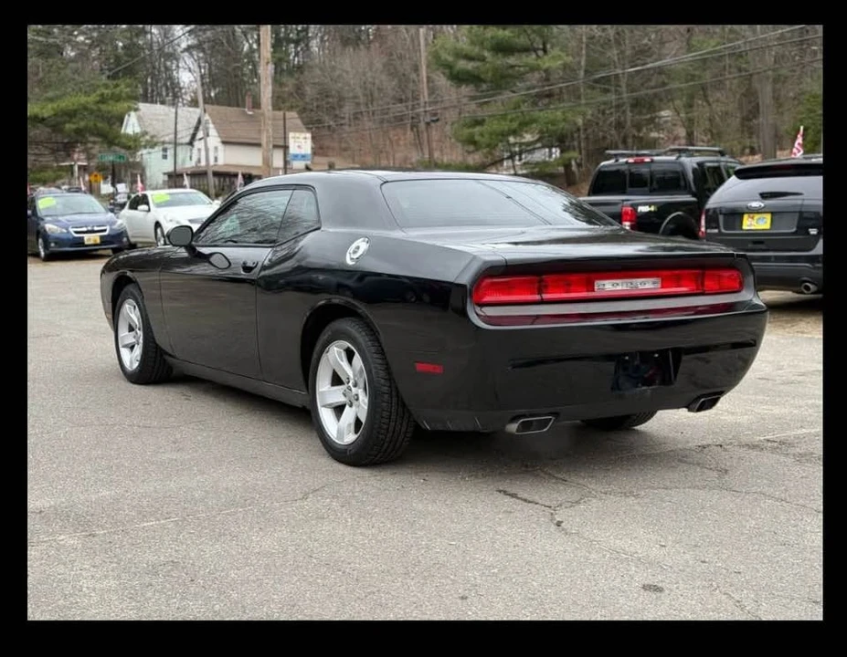 2013 Dodge Challenger 3rd Gen - Image 2 of 11