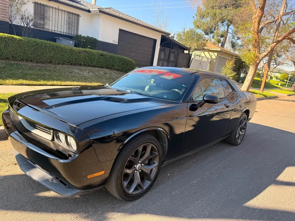 2013 Dodge Challenger 3rd Gen - Image 2 of 7